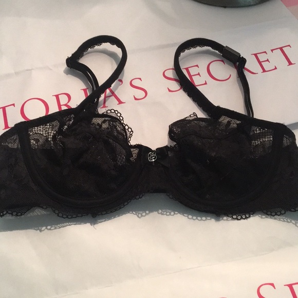 Victoria's Secret Other - *Body By Victoria’s Secret Bra